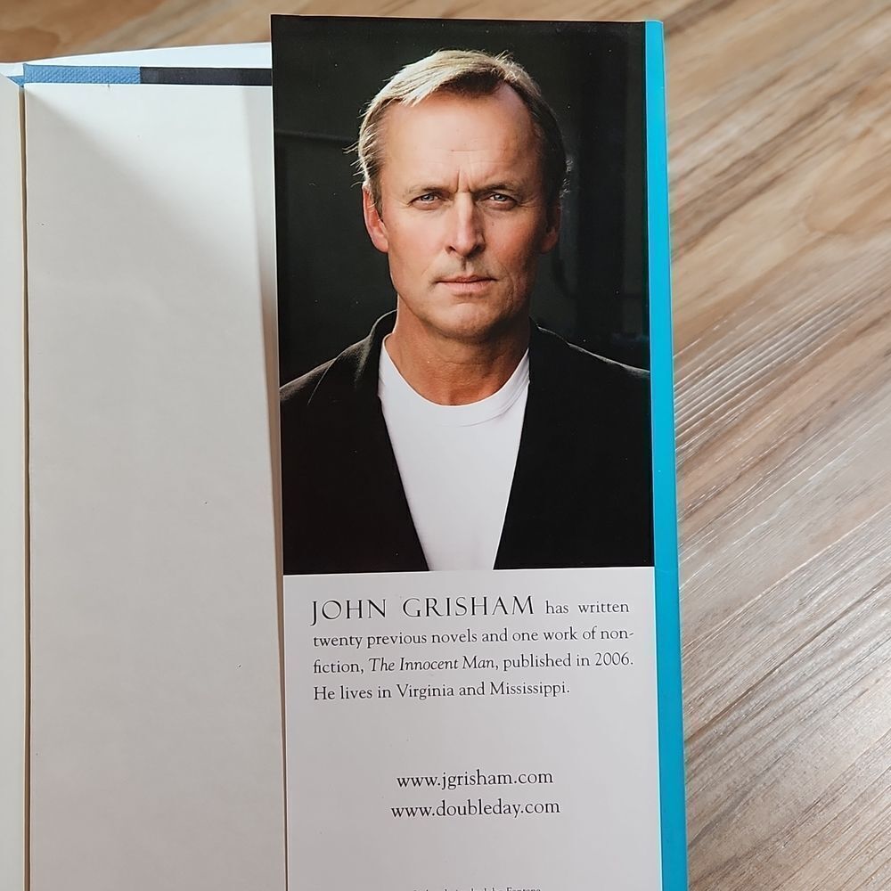 🔺️NWOT The Associate by John Grisham Hardcover - Picture 3 of 4